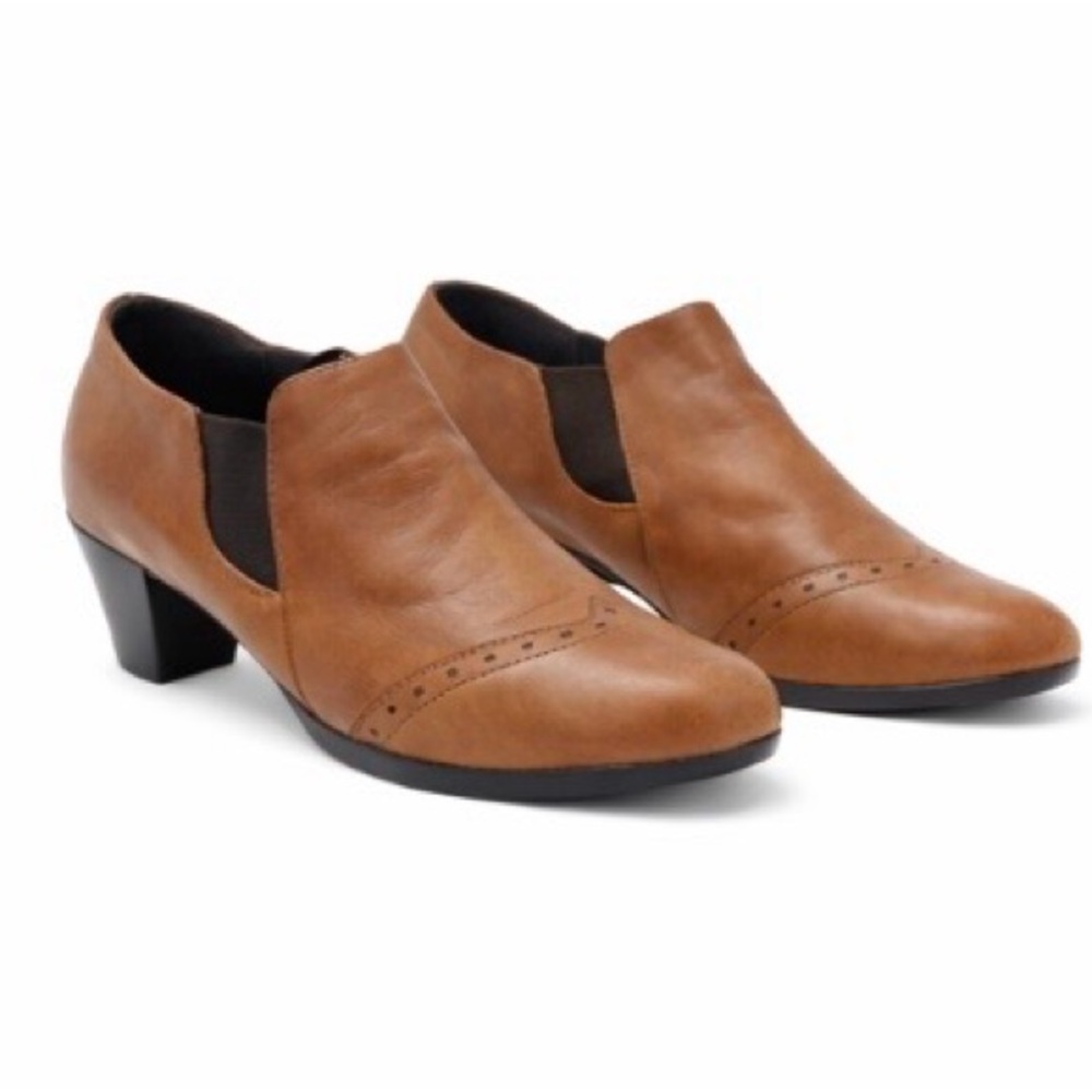 Munro American Brown Leather Block Heel Pumps Sz 7N